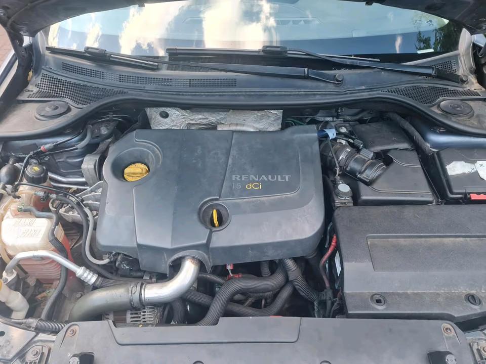 Renault Laguna 2008 — photo 9