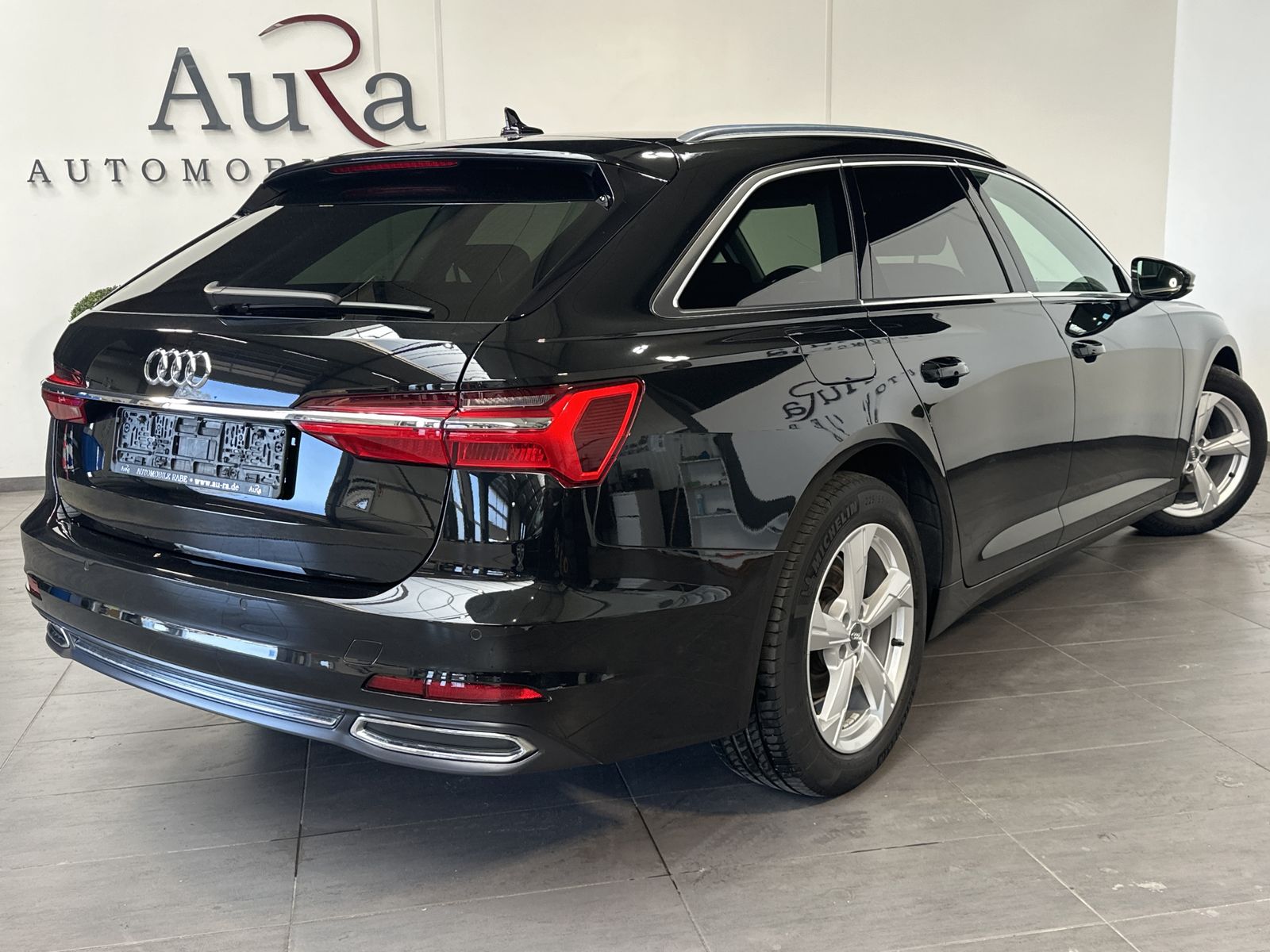 Fahrzeugabbildung Audi A6 Avant 40 TDI Sport NAV+LED+ACC+AHK+VCOCK+18ZO