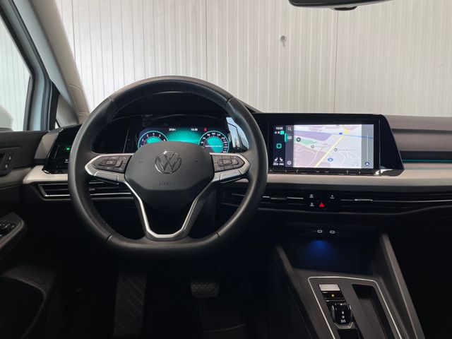 Golf VIII Life 1.0 eTSI DSG NAVI ACC SHZ