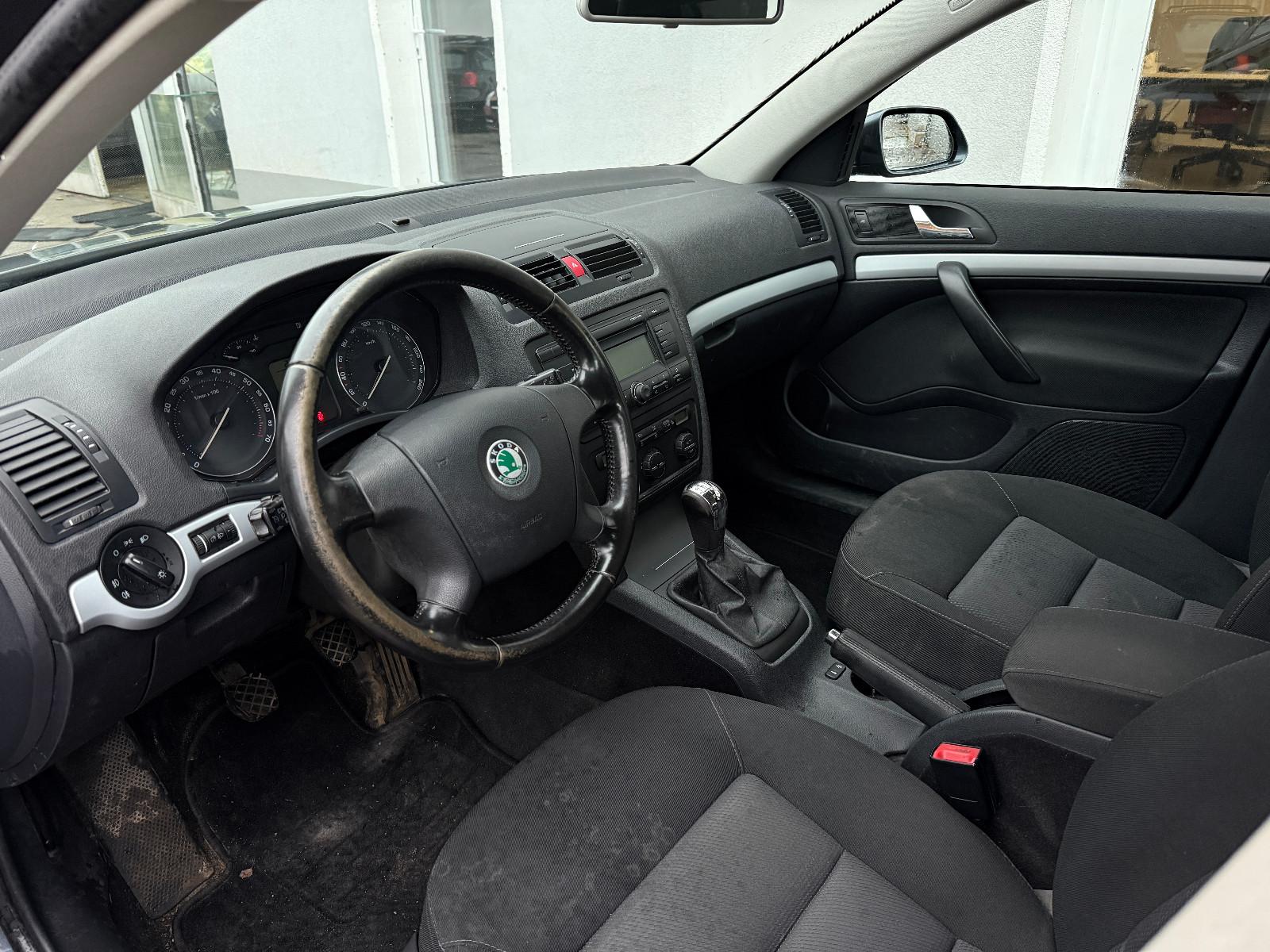 Skoda Octavia 2009 — photo 11