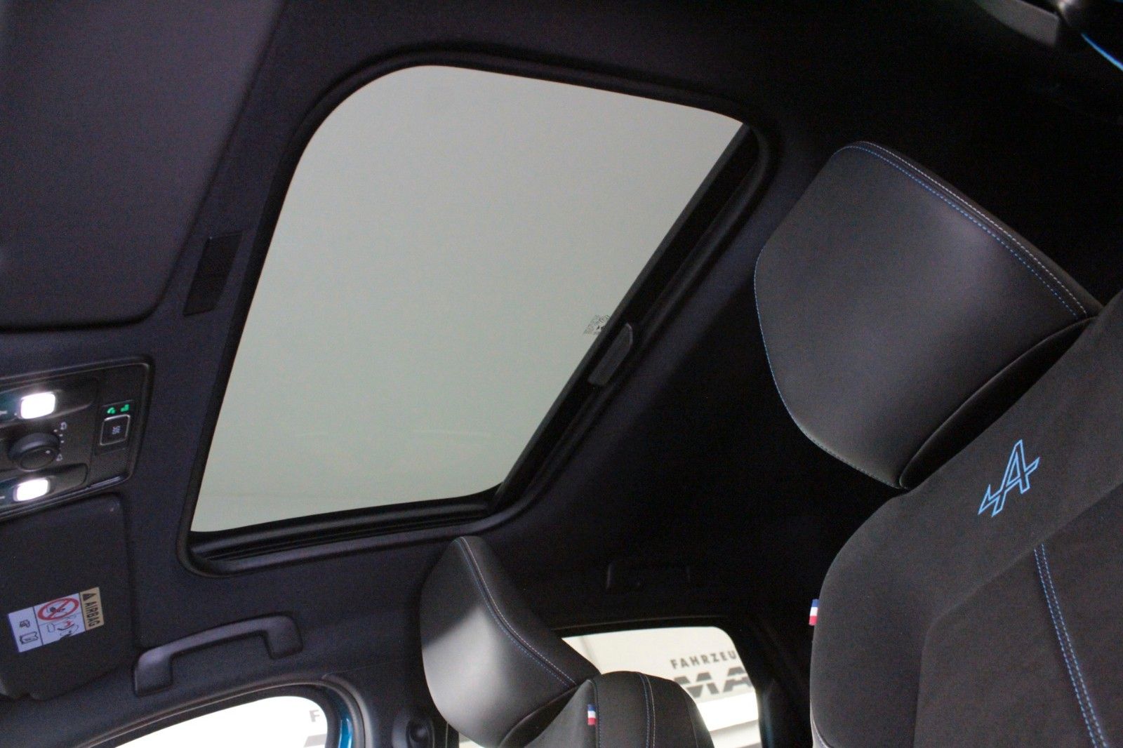 Fahrzeugabbildung Renault Arkana Mild Hybrid 160 EDC Esprit Alpine*15059*