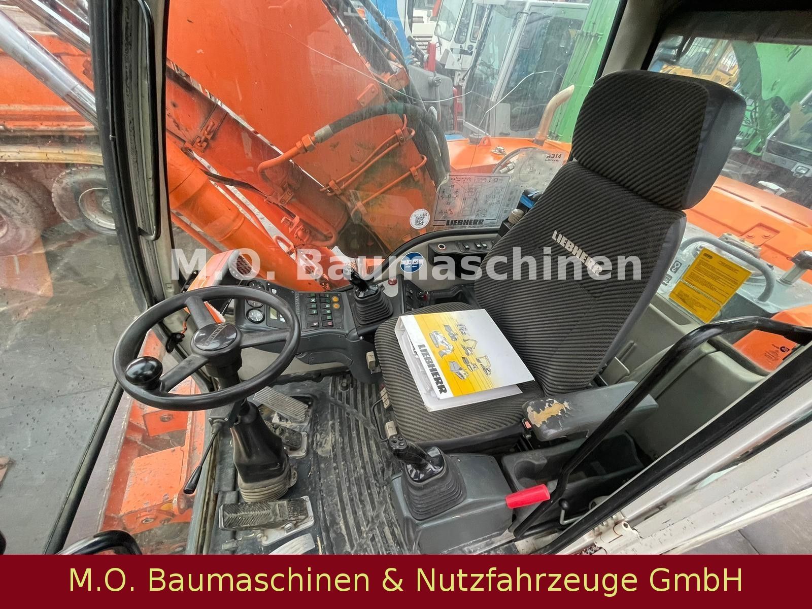 Fahrzeugabbildung Liebherr A 314  Litronic / ZSA/ AC/ SW/ VSA/ Hammerline