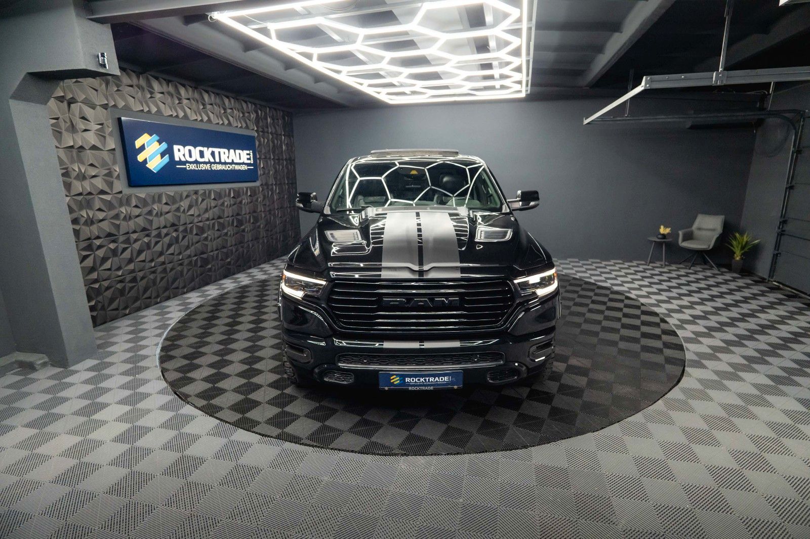 Fahrzeugabbildung Dodge RAM 5.7 V8 HEMI 4x4 LARAMIE GT NIGHT Offroad 19%
