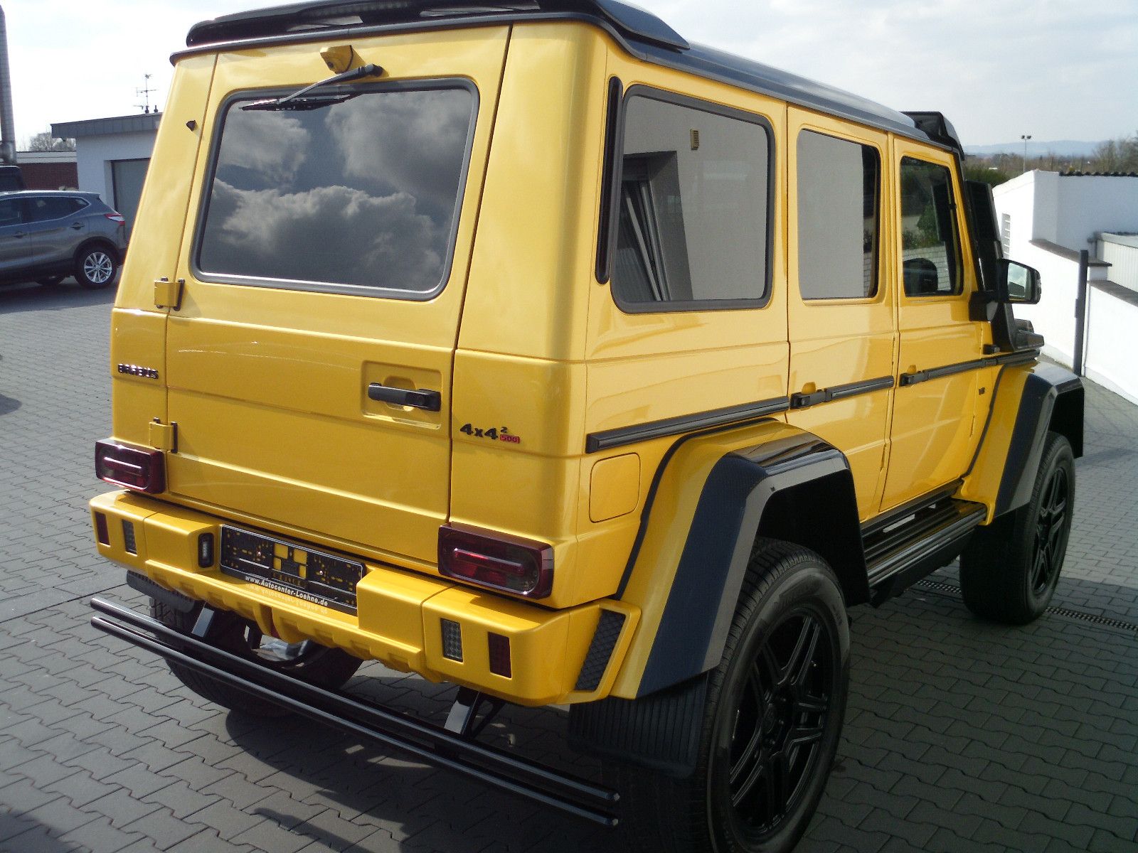 Fahrzeugabbildung Mercedes-Benz G 500 4x4²  Brabus B40