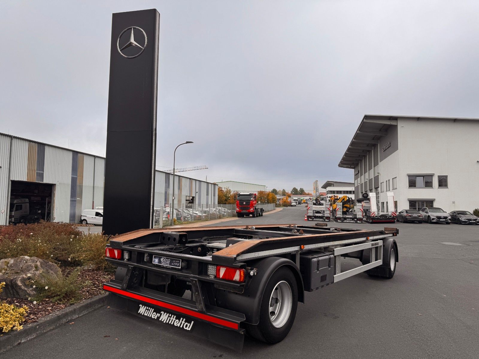 Fahrzeugabbildung Müller-Mitteltal RA-T 18,0 Containerfahrgestell