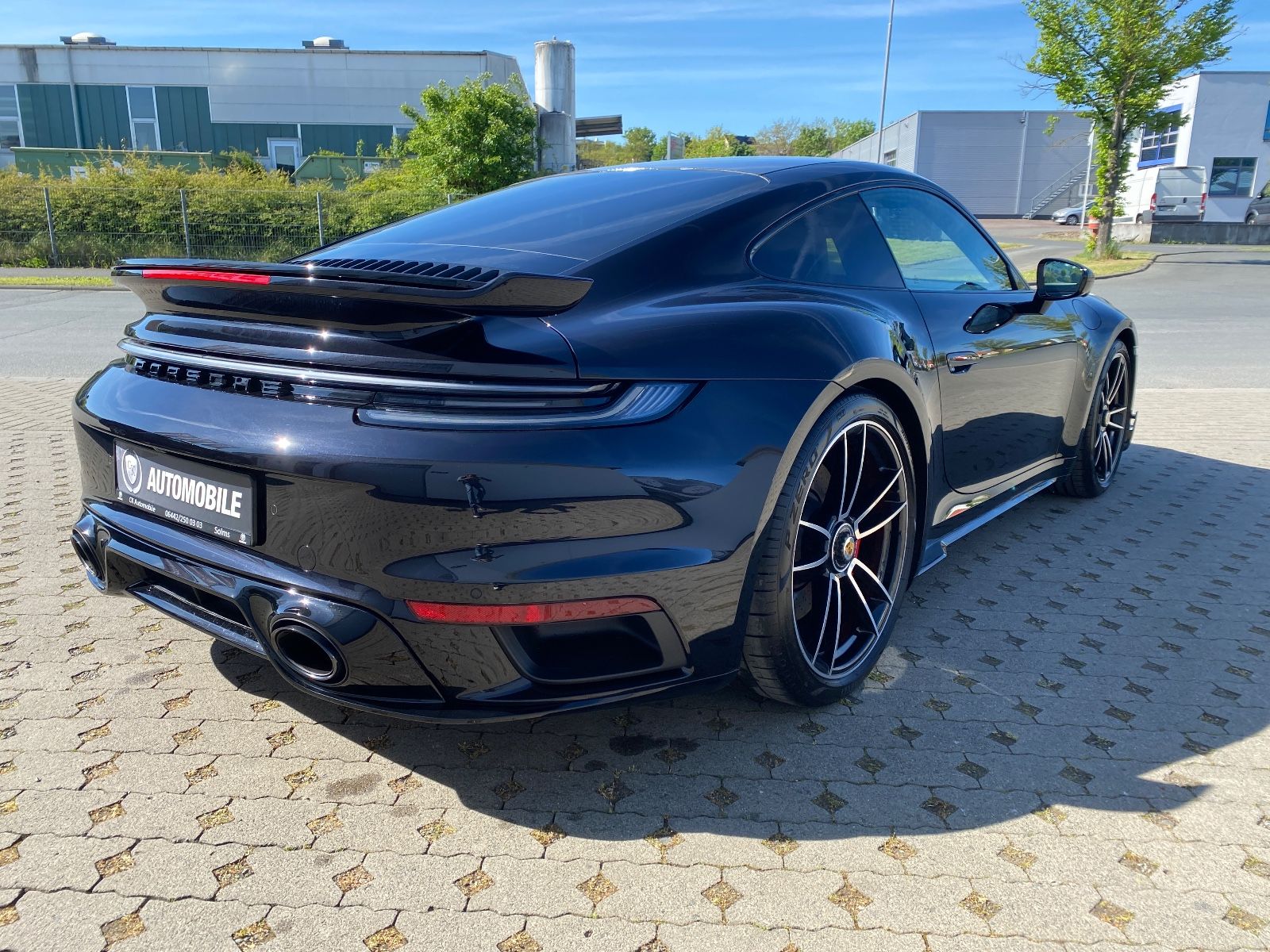 Fahrzeugabbildung Porsche 992 Turbo/Lift/Carbon Dach/Aero-Kit/360°Kamera