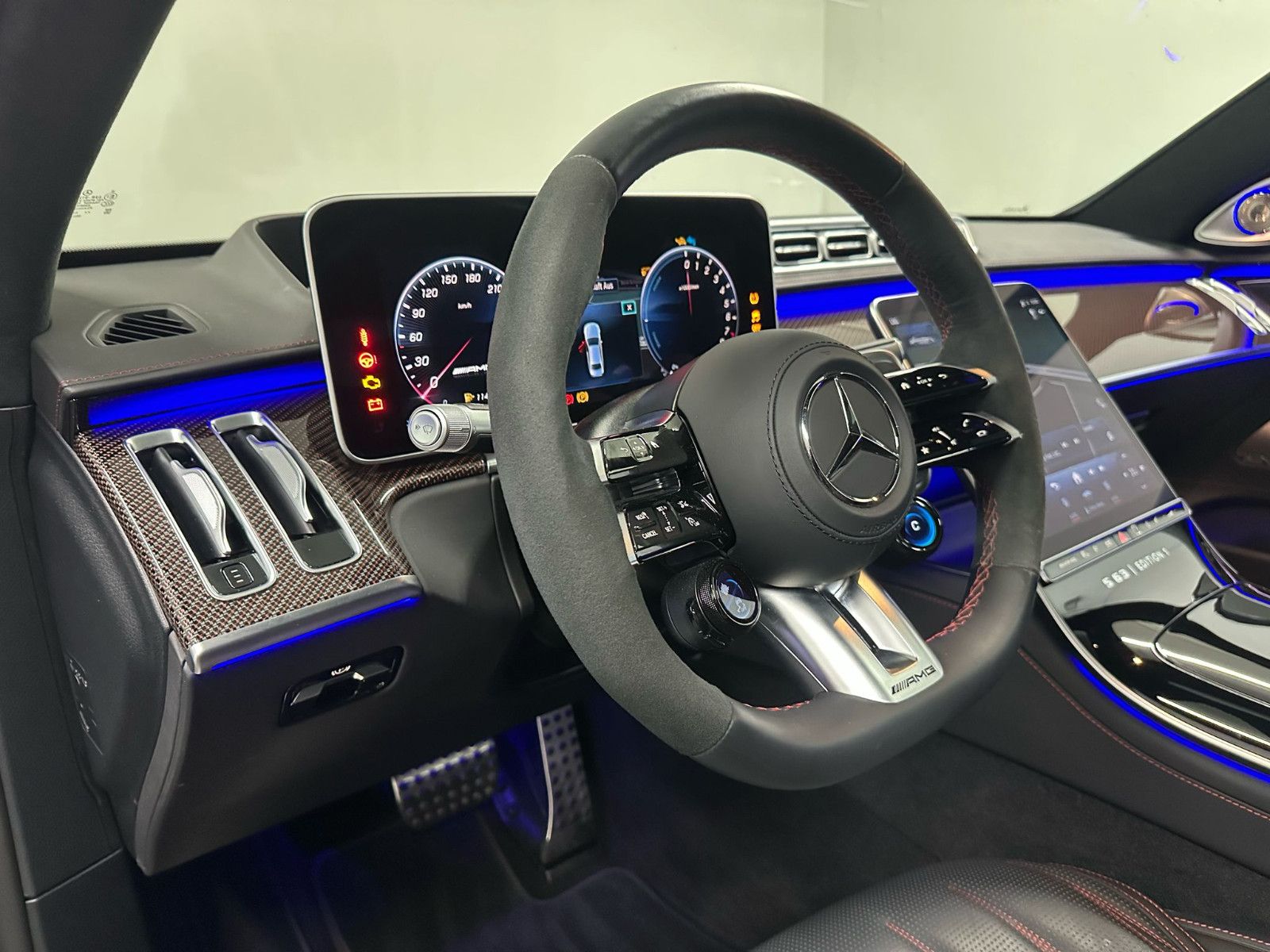 Fahrzeugabbildung Mercedes-Benz S 63 E Performance L *EDITION1*KERAMIK*PANORAMA*