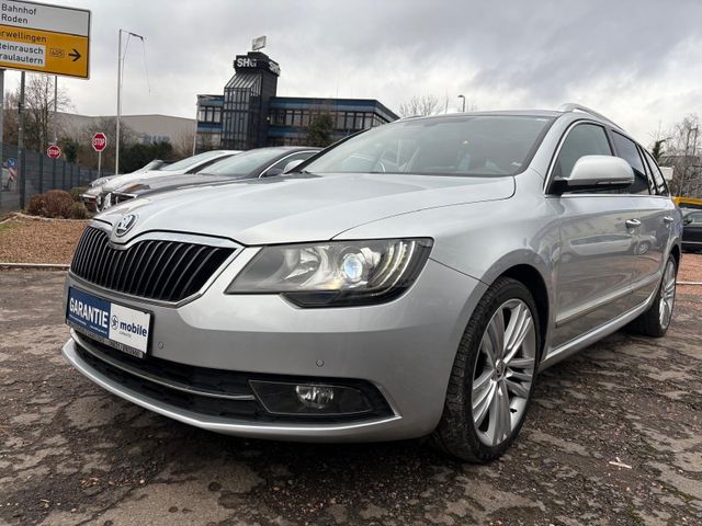 Skoda Superb Combi Elegance 170 PS/Pano/Leder/Navi