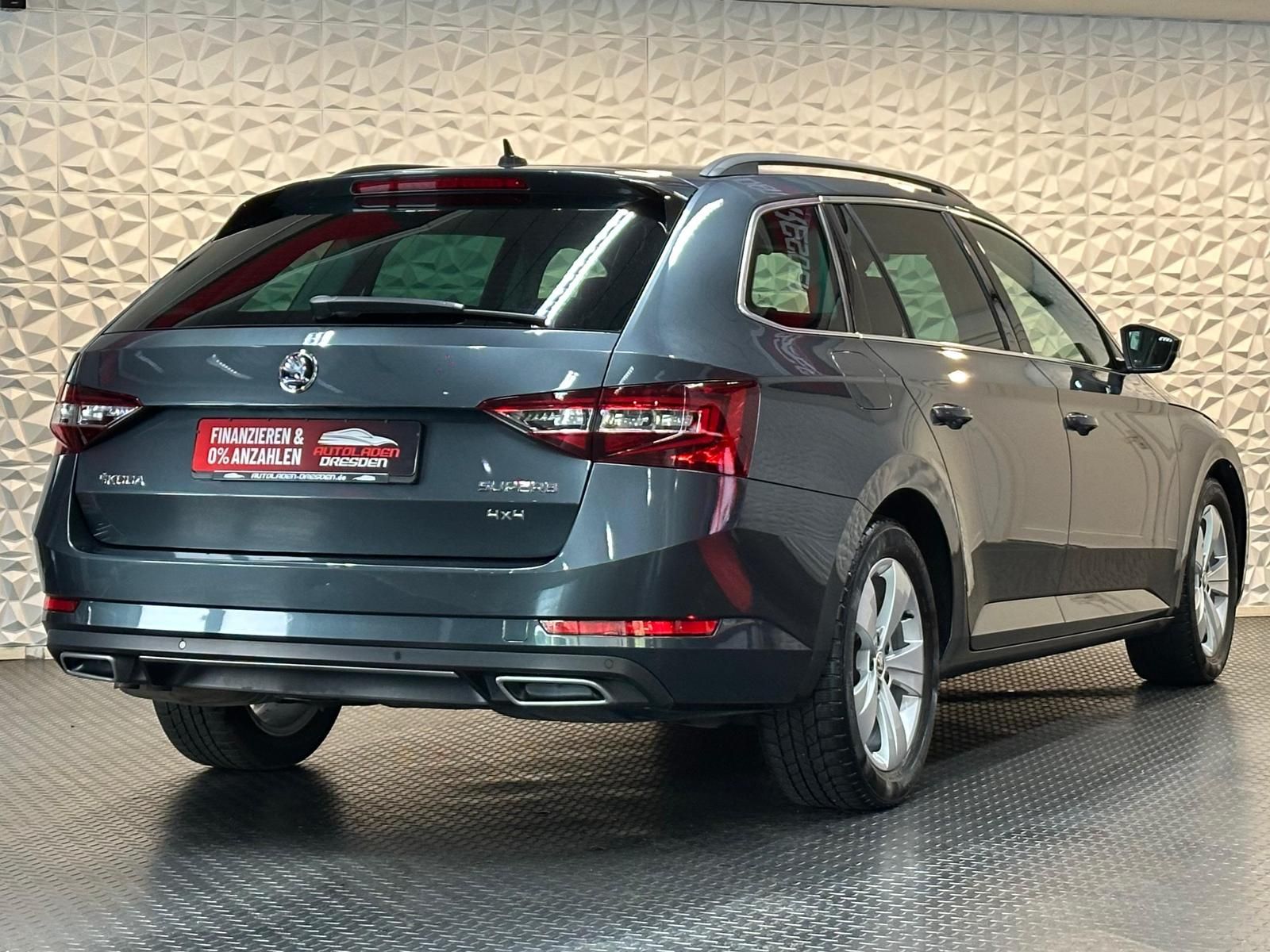 SKODA Superb 2.0TDI AMBITION COMBI 4x4* BIXEN#ACC#AHK - Image 8