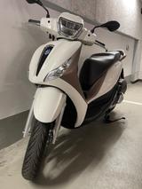 Piaggio Medley 125 - Piaggio Motorräder in München