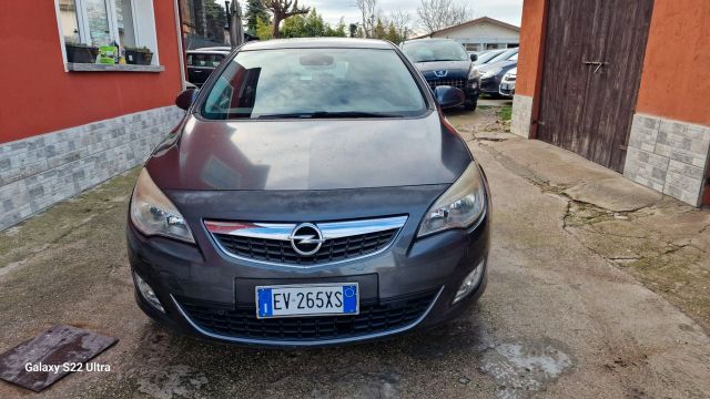 Opel Astra 1.7 CDTI 110CV 5 porte Cosmo full neo