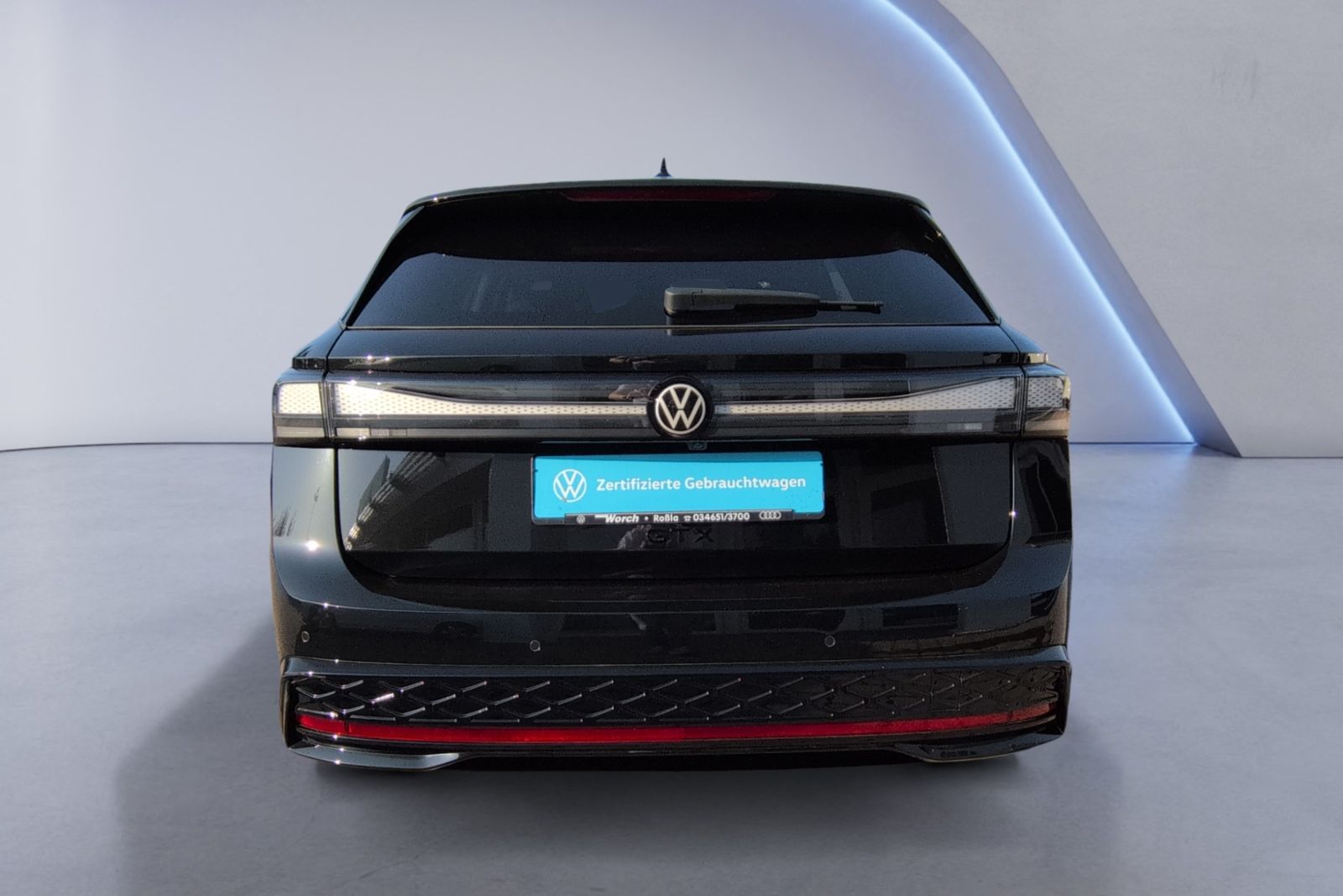 ID.7 Tourer GTX WÄRMEPUMPE+AHK+PANO+MATRIX