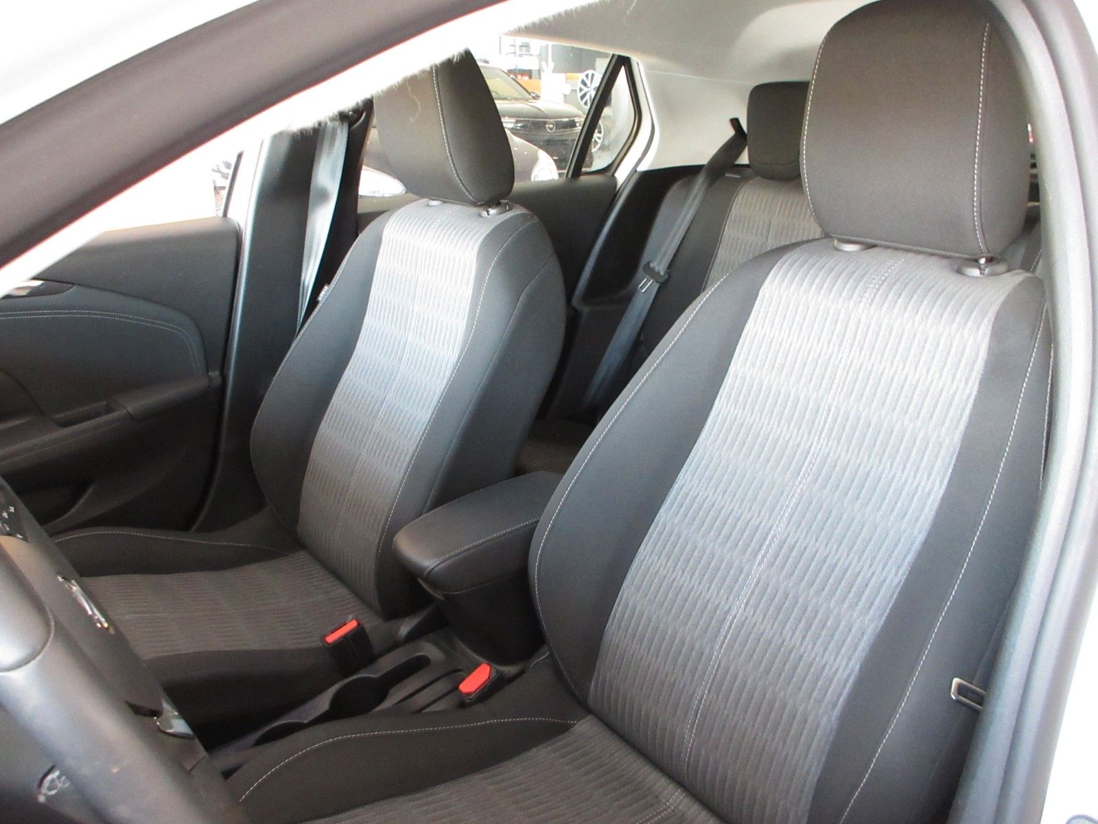 Fahrzeugabbildung Opel Corsa F Elegance 1.2T LED/NAVI/PDC/ALU
