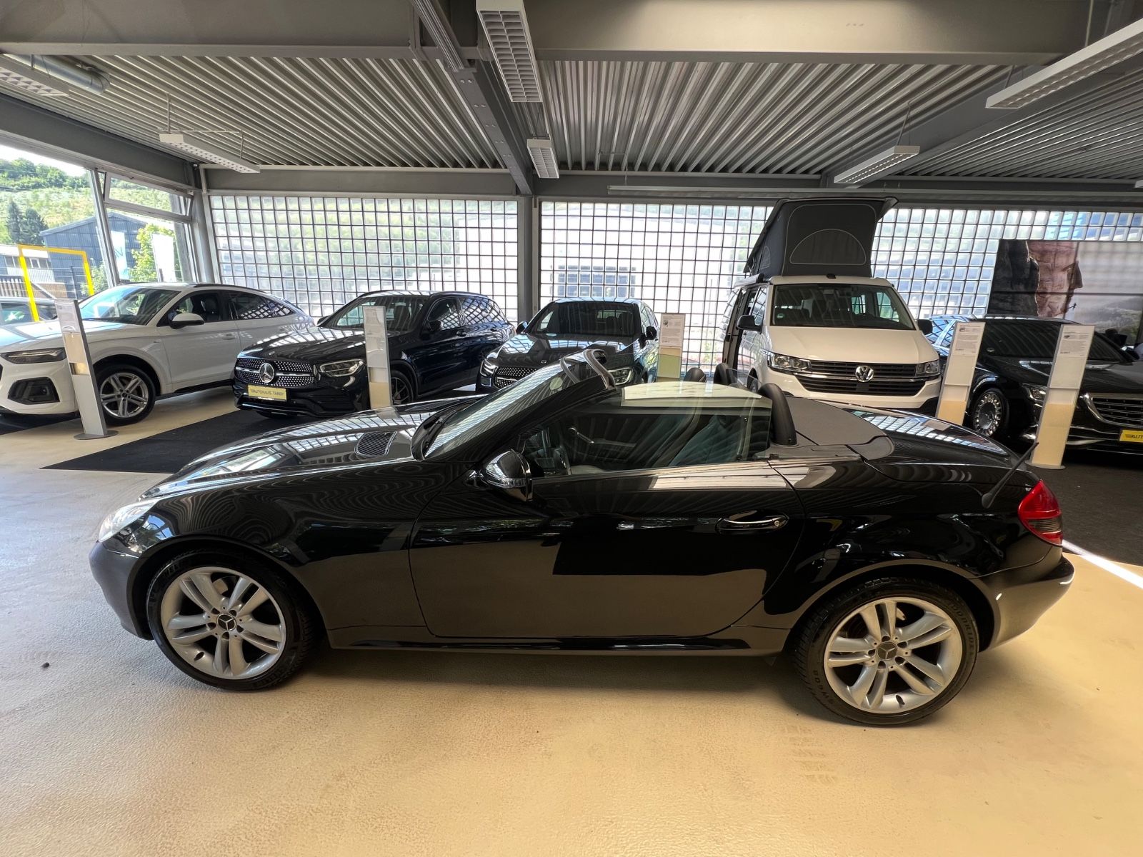 Fahrzeugabbildung Mercedes-Benz SLK 200 Roadster Kompressor*Vollleder