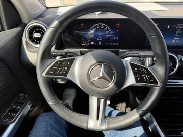 Mercedes GLB 200 - 10