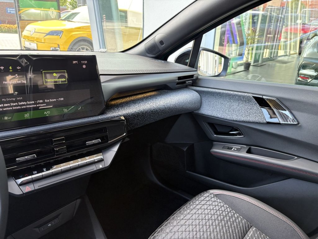 RENAULT Clio - Bild 4