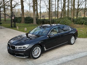 BMW 740 - 1