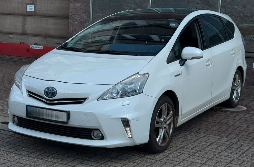 Toyota Prius+