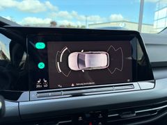 Fahrzeugabbildung Volkswagen Golf VIII Lim. Active eTSI *AHK*LED*TEMP*SHZ*