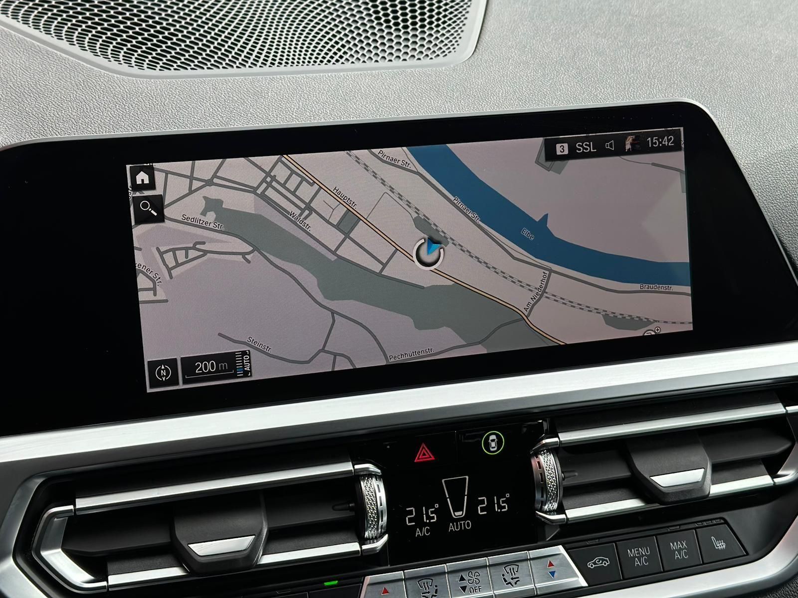 BMW 330e SPORT LINE  BLACK VIRTUAL#LED#NAVIPROF#SHZ# - Image 13