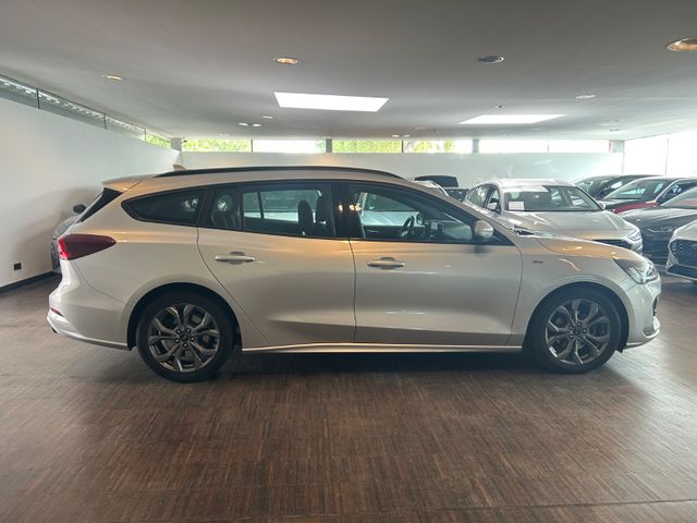 Fahrzeugabbildung Ford Focus Turnier ST-Line*Automatik*SYNC4*Scheckh.