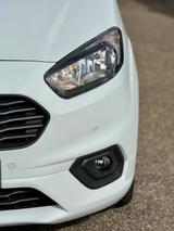 Ford Tourneo Courier Trend 5-Sitzer NAV|PDC|SHZ|Klima - Ford Tourneo Courier Trend mit Diesel-Antrieb