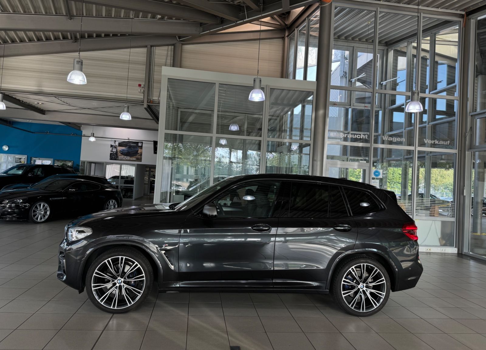 Fahrzeugabbildung BMW X3 M40i Panorama Kamera HUD DAB H/K Komfort 21"