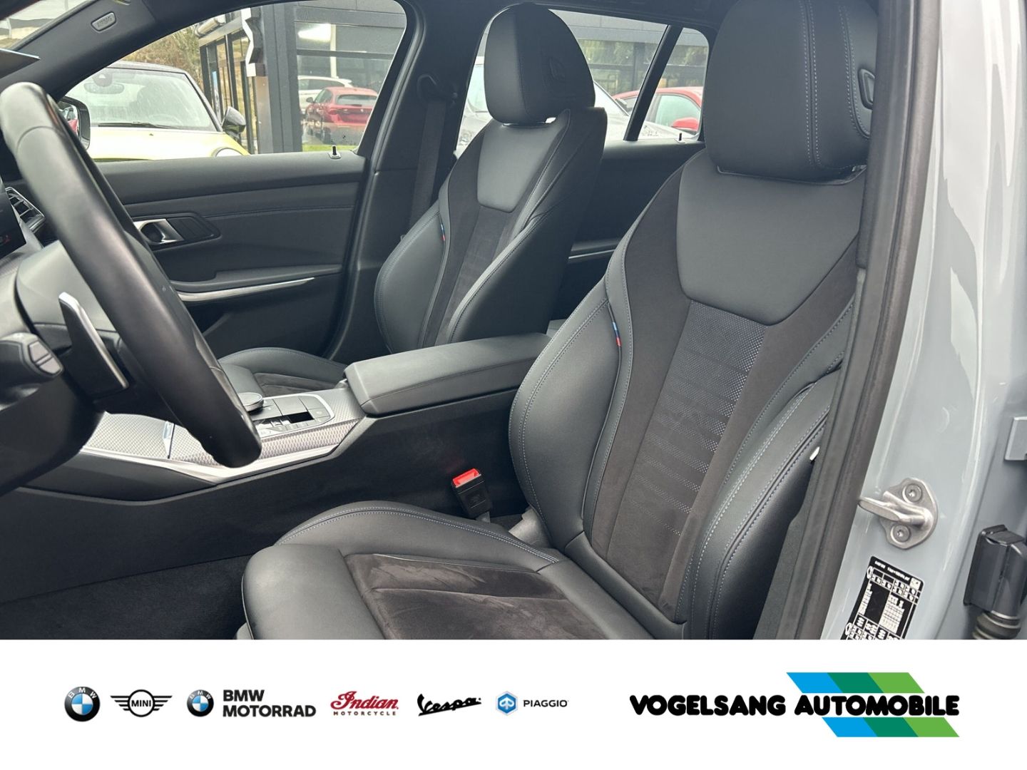 Fahrzeugabbildung BMW 318 iA Touring,M Sport,HeadUp,Rückfahrk.,HIFI,LE