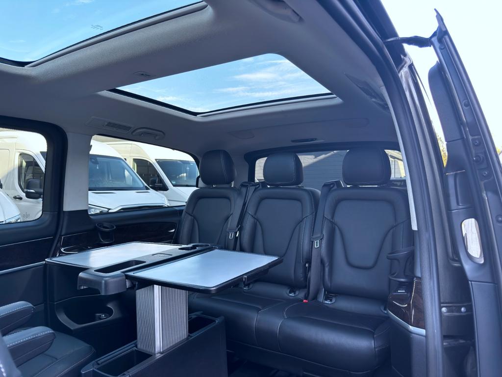 Mercedes-Benz V 250