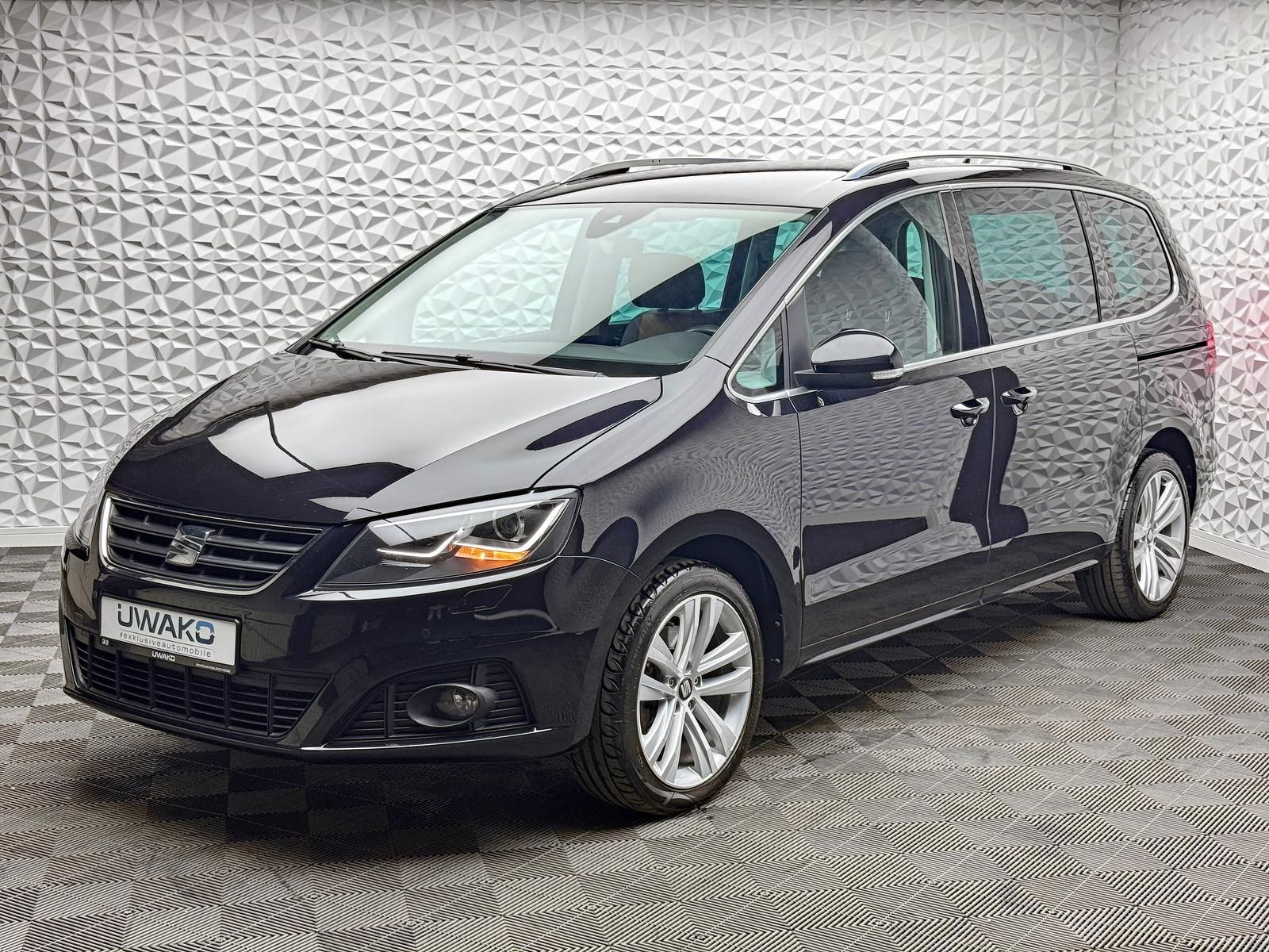 Fahrzeugabbildung SEAT 2.0 TDI*4DRIVE*7-SITZ*DCC*E-ST*STHZG*MASSAGE*AHK