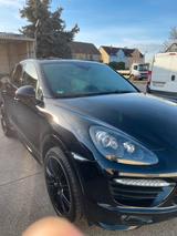 Porsche Cayenne GTS V8 mit Sportauspuff ab werk - Porsche Cayenne: Sportauspuff