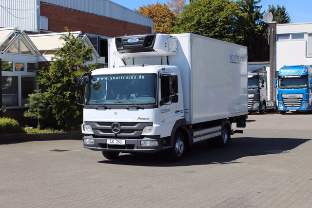Mercedes-Benz Atego 916 E5 CS 550 · Strom · Tür+oblon hidraulic · S.Tür · TW