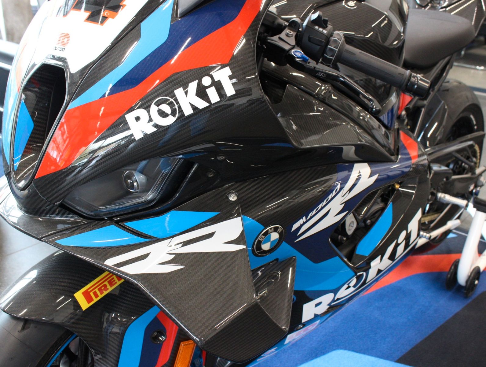 Fahrzeugabbildung BMW M1000 RR Toprak Edition 45 von 54*Neu MWST