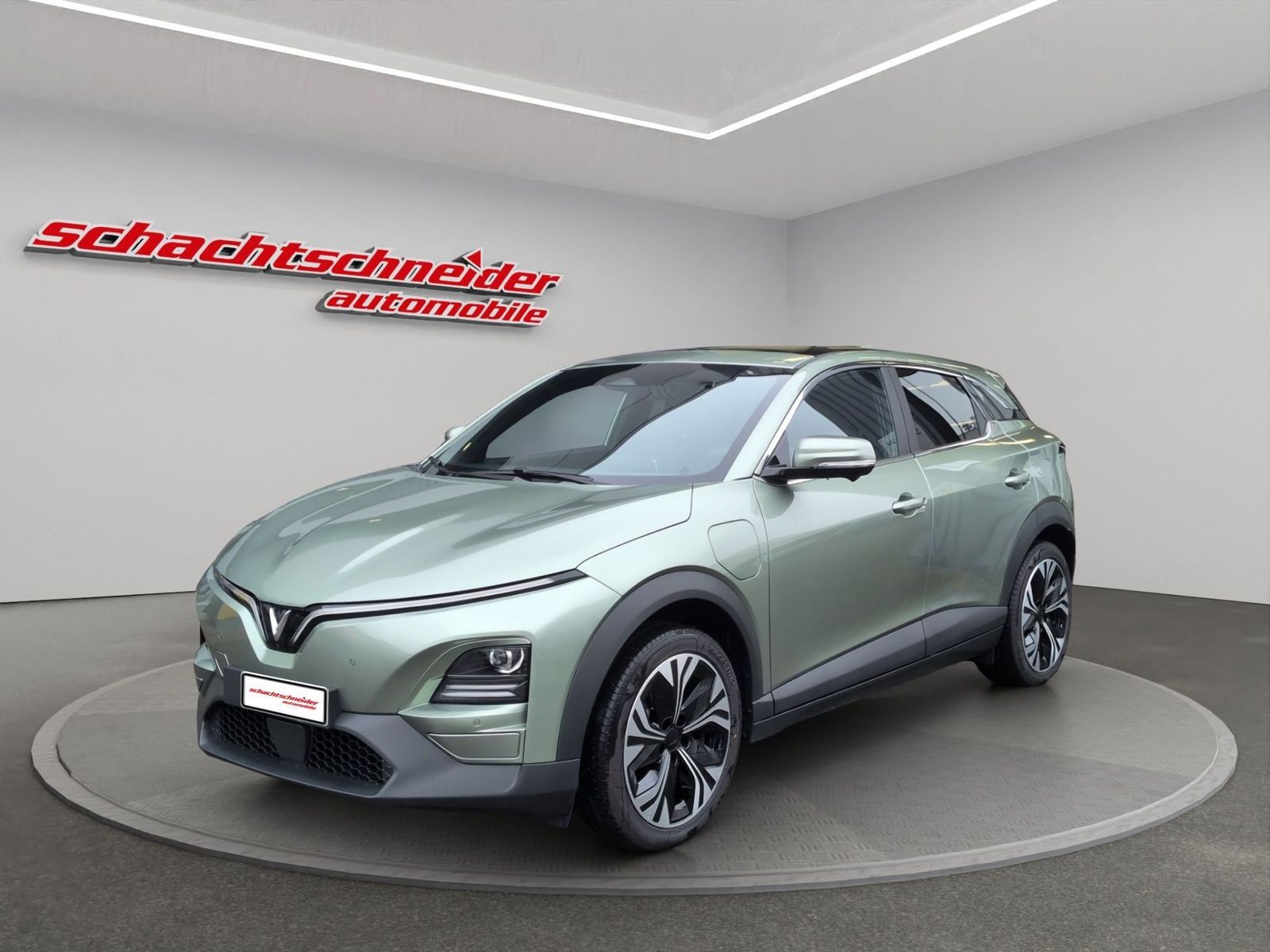 VinFast VF6 PLUS 59,6 kWh+360-Kamera+HUD+Panorama+