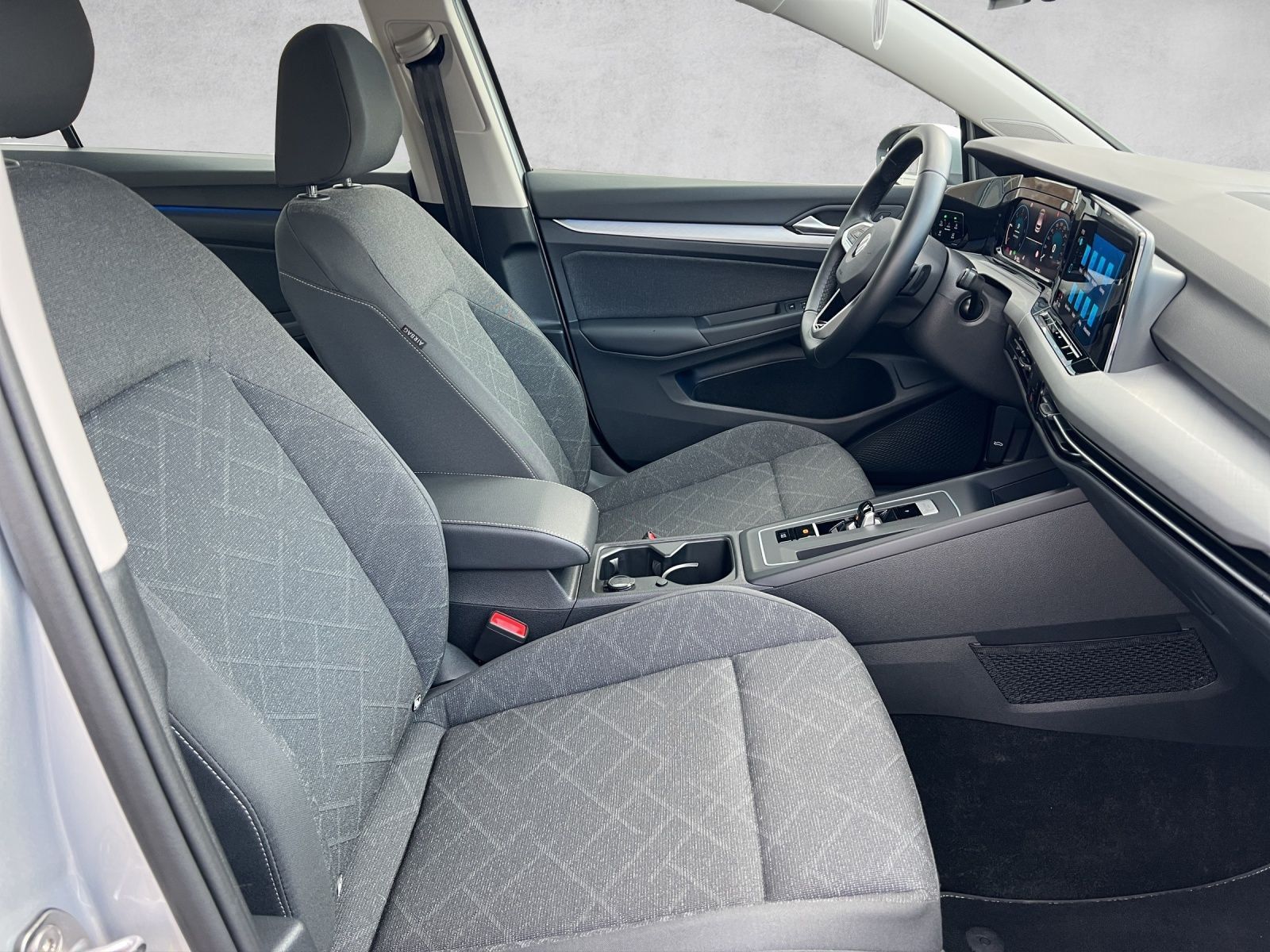 Golf VIII Life 2.0 TDI DSG*Navi*ACC*LED