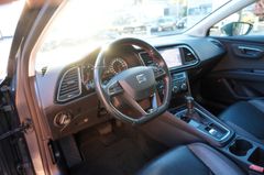 Fahrzeugabbildung Seat Leon ST FR Leder Carplay Navi Beats Panorama ACC