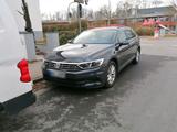 Volkswagen VW Passat 1.6 Tdi - Volkswagen Passat: V6 TDI