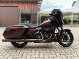 Harley-Davidson CVO Street Glide - HARLEY-DAVIDSON CVO