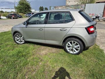 Bild 4 Skoda Fabia 1.2l TSI Style Green tec 1.2 TSI EU6 Style