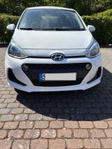 Hyundai i10 1.0 Select HU, Bremsen u. Reifen neu! - Hyundai i10 Gebrauchtwagen in Hamburg
