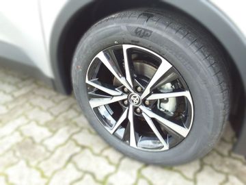 Toyota C-HR - 11