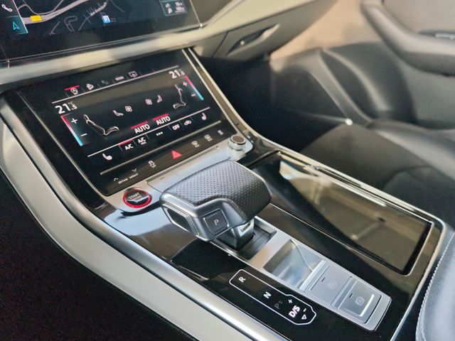 SQ8 4.0 TFSI quattro