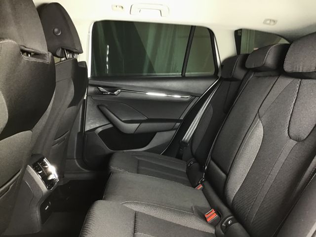 Fahrzeugabbildung Skoda Octavia 2.0 TDI Style Combi Navi/AHK/ACC/HUD/Mem