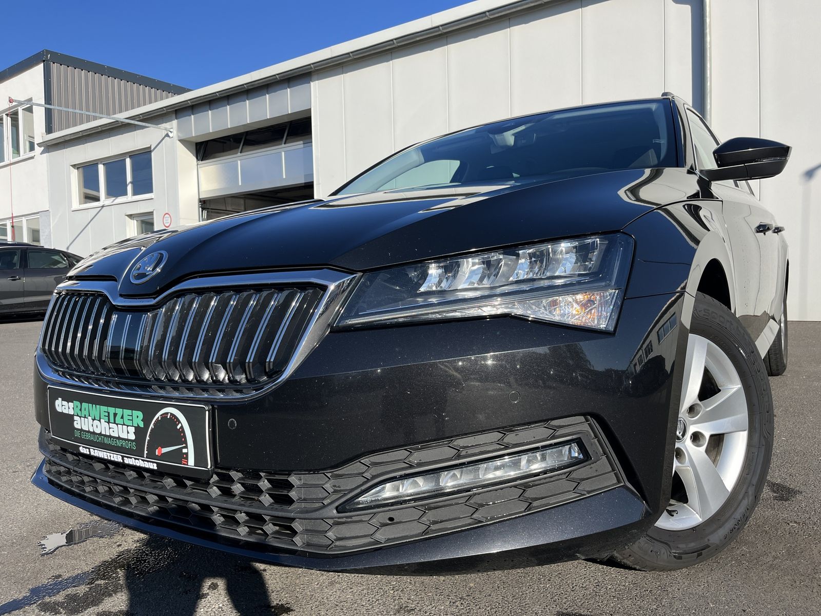 Skoda Superb - 1