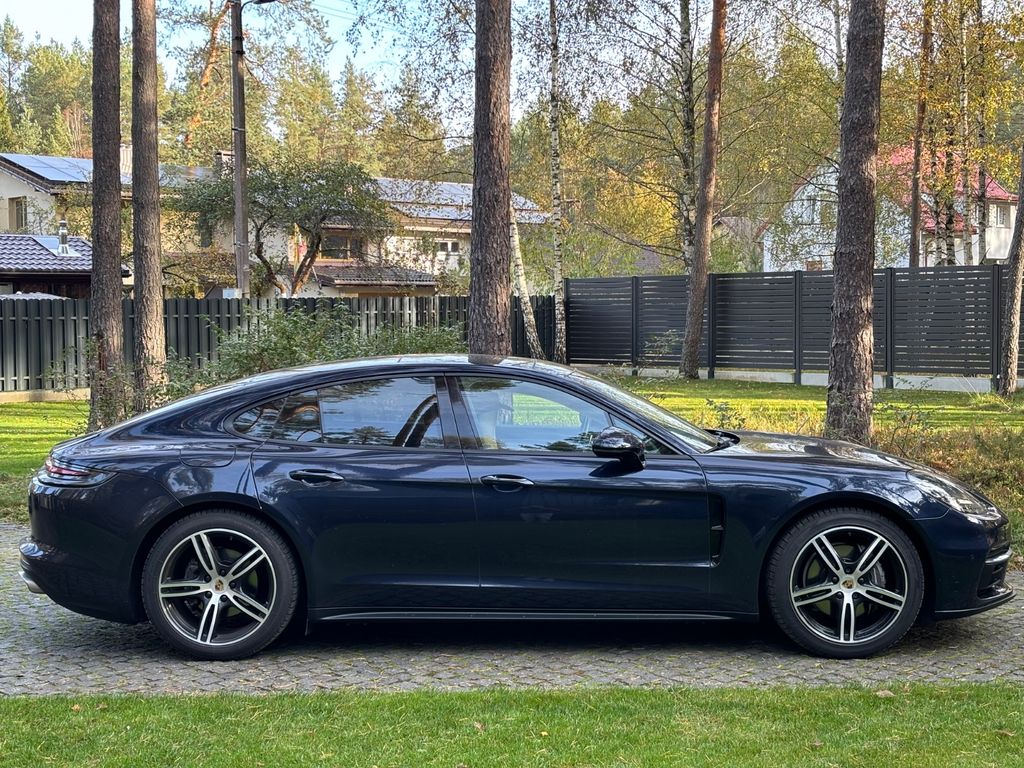 Image of Porsche Panamera