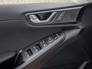 Hyundai Ioniq Premium Hybrid Stauassistent Leder Kamera