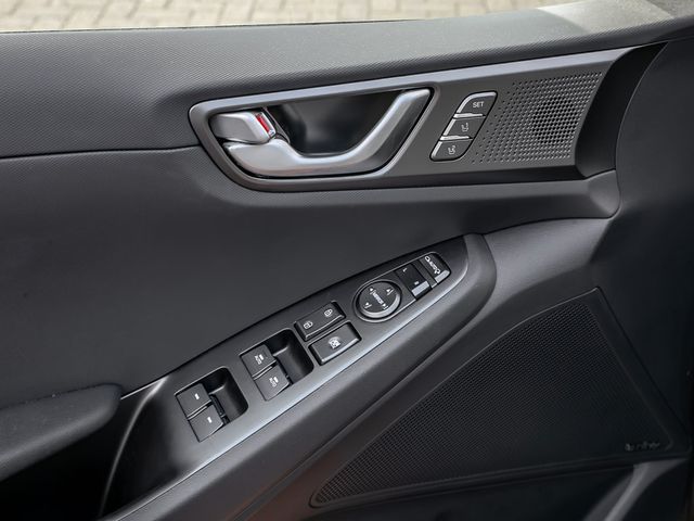 Hyundai Ioniq Premium Hybrid Stauassistent Leder Kamera