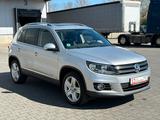 Volkswagen Tiguan Panorama*Navi* Sportsitze* PDC*