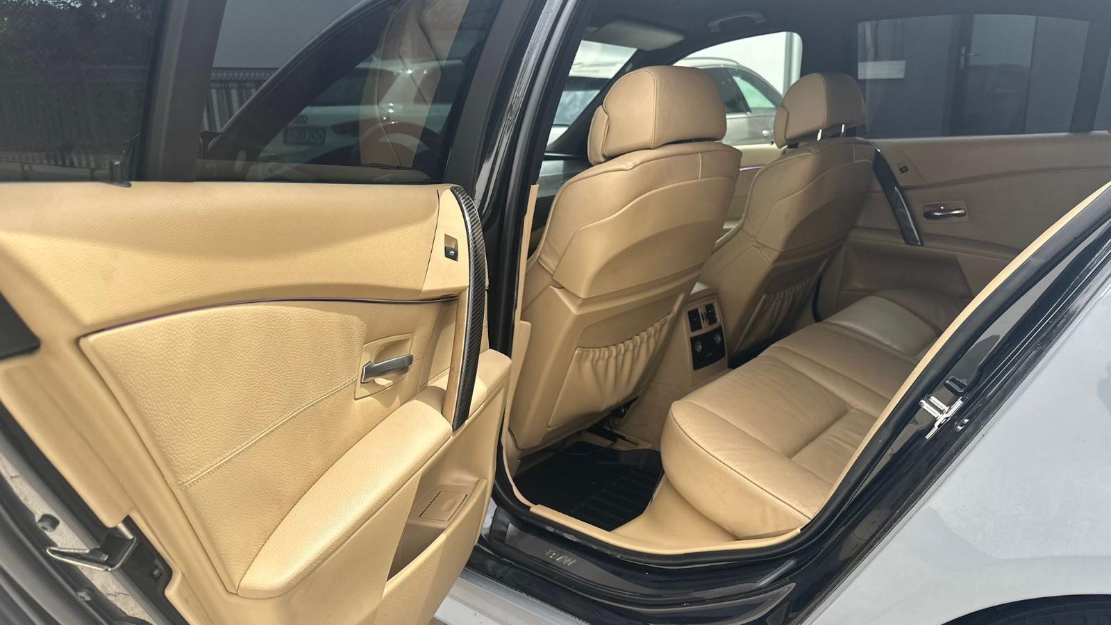 BMW 530/M-Paket/Sternenhimmel/Spotauspuff/Digitacho
