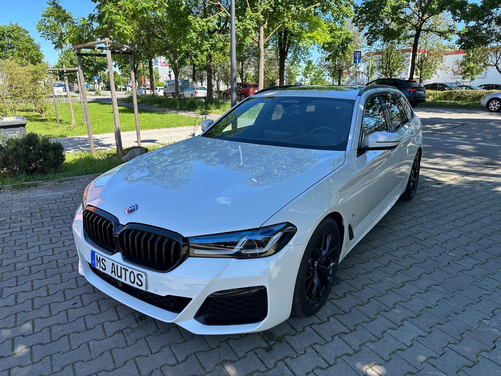 BMW 530d T M-Sport*Laser*Pano*M-Sitze*Standhz*HeadUp